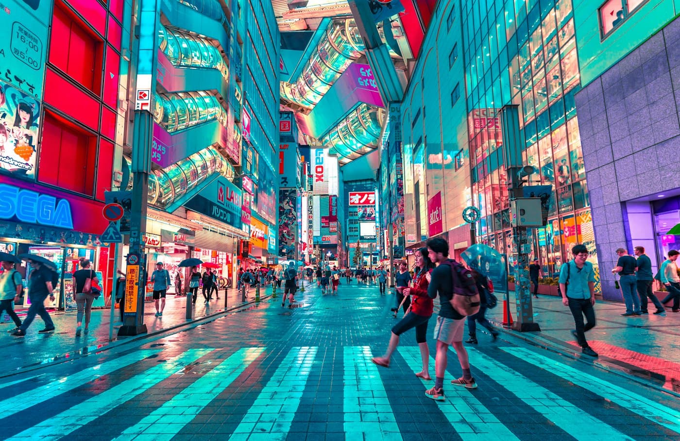 Cruce de Shibuya de noche en Tokio